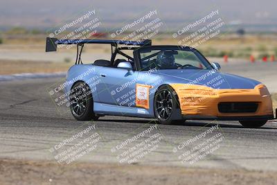 media/Sep-20-2025-Extreme Speed (Sat) [[1fcc23683c]]/Orange (Mid Intermediate)/Session 2 (Sunrise)/